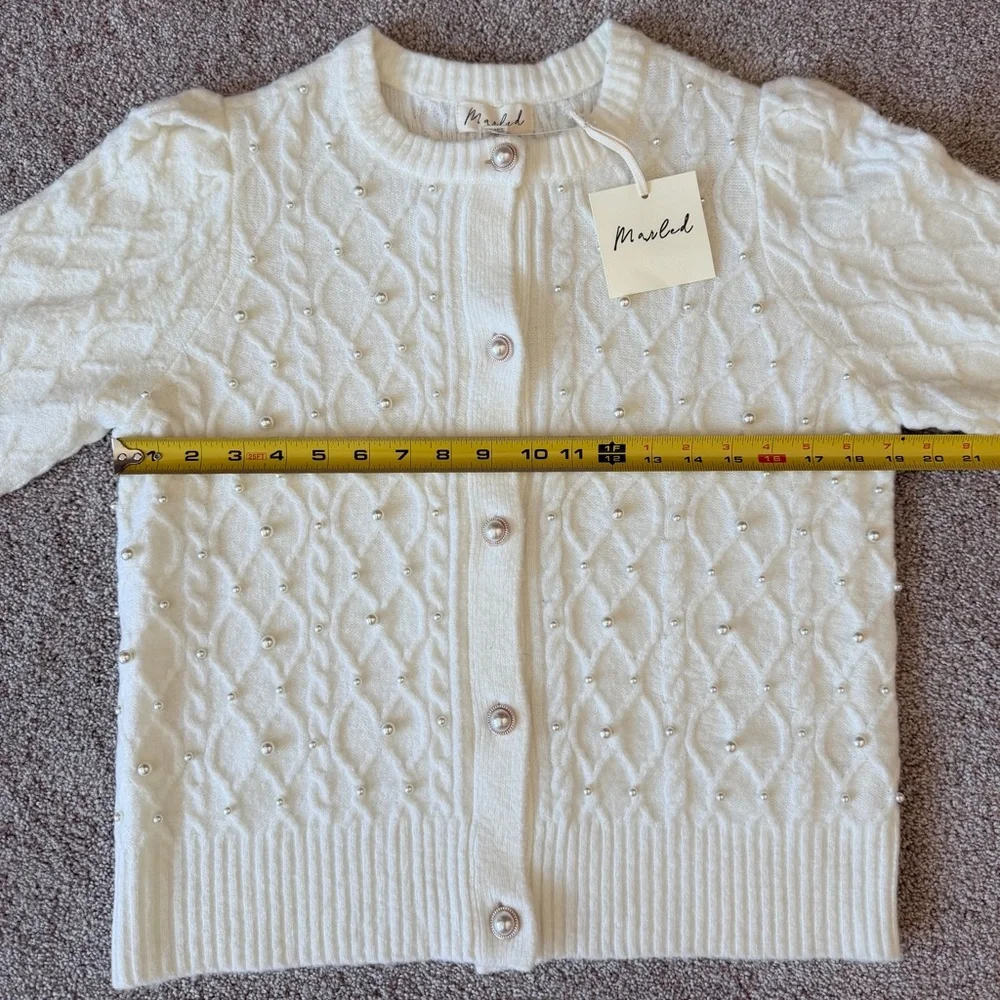 Marled Cable Knit Off White Cardigan Sweater with Pearl Details, Sz S